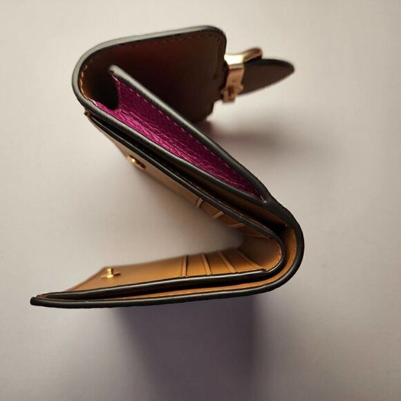 NWT Coach CF485 Small Morgan Wallet With Jumbo Floral Print Magenta - Picture 5 of 7